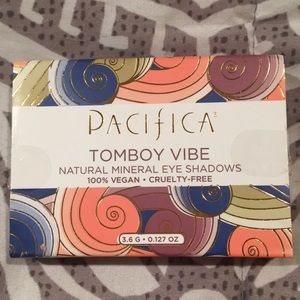 Pacifica Tomboy Mineral Eyeshadow Palette